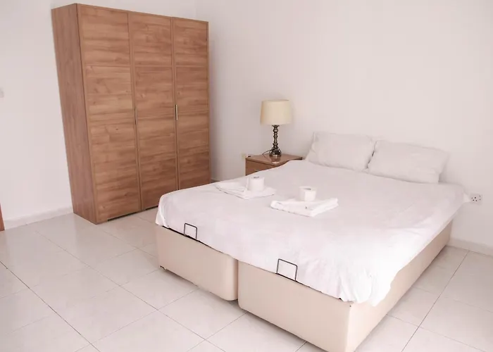 Seafront Apartament Sliema